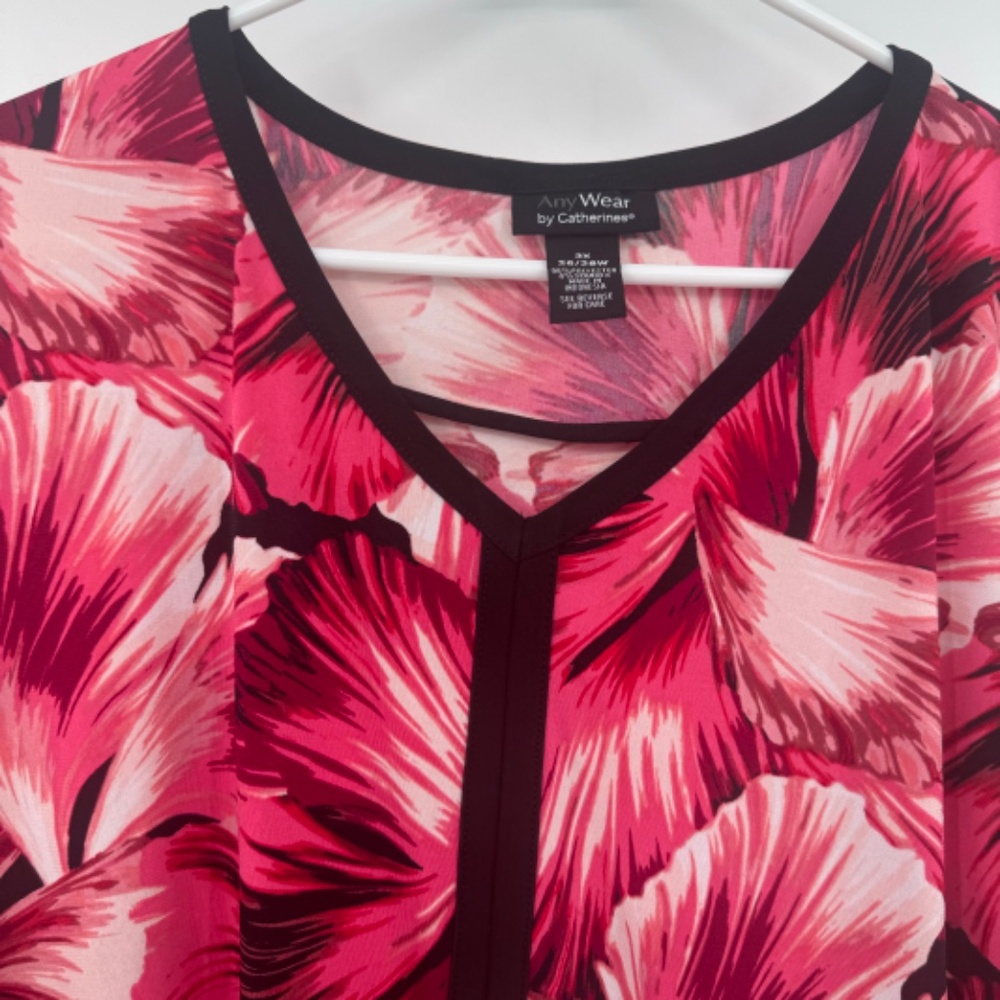 Catherines Top Women 3X Red White Any Wear 3/4 Sleeve Liquid Knit Stretch Floral - Picture 4 of 10